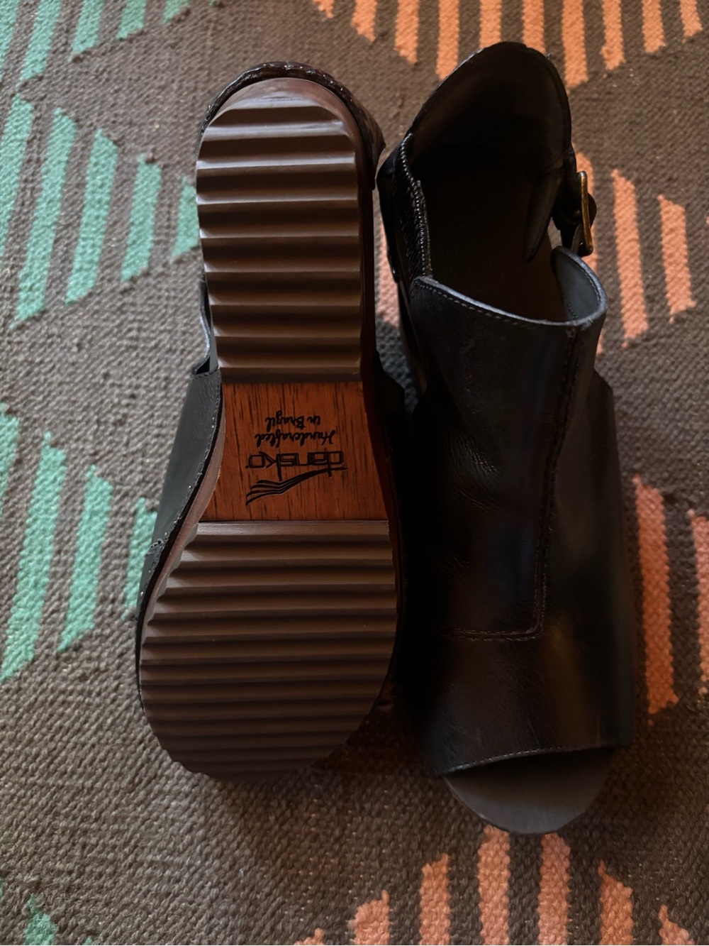 Dansko Black Leather Cutout High Heel Clog | Wood Platform | 41 LIKE NEW - Picture 6 of 6